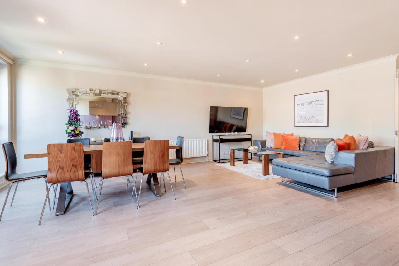 Stunning 3-Bedroom In The Heart Of London With Parking-Hosted By Sweetstay Buitenkant foto