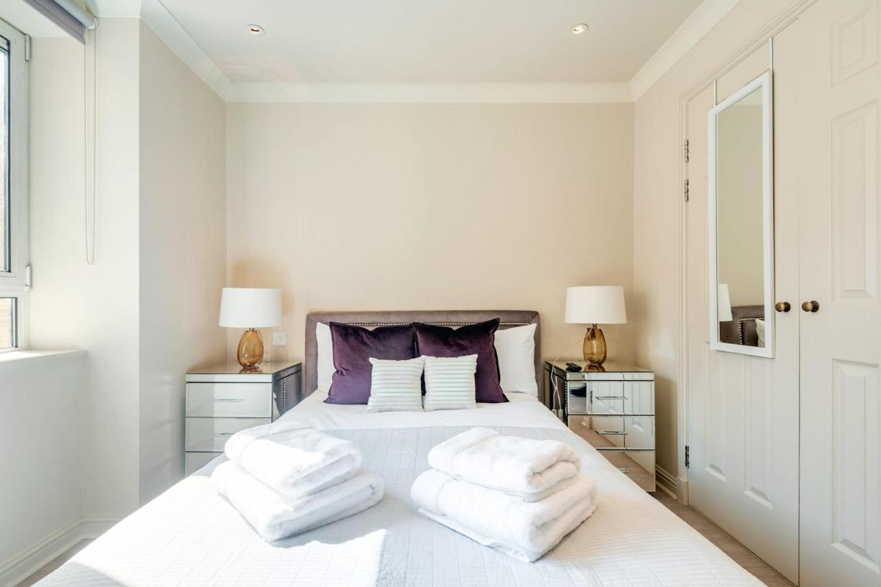 Stunning 3-Bedroom In The Heart Of London With Parking-Hosted By Sweetstay Buitenkant foto