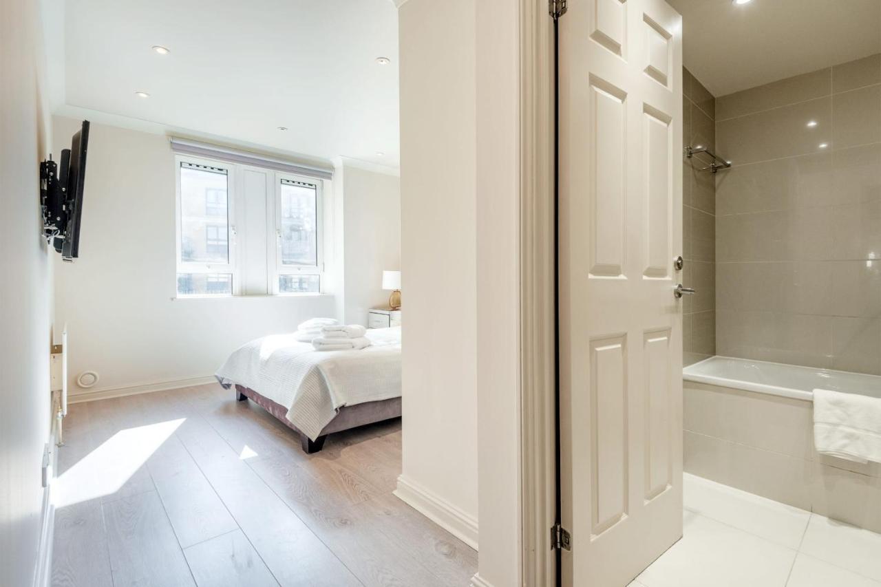 Stunning 3-Bedroom In The Heart Of London With Parking-Hosted By Sweetstay Buitenkant foto