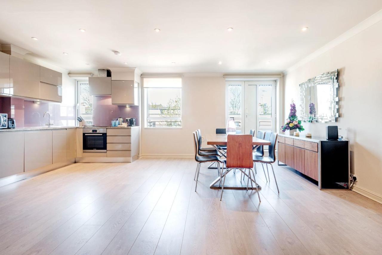 Stunning 3-Bedroom In The Heart Of London With Parking-Hosted By Sweetstay Buitenkant foto