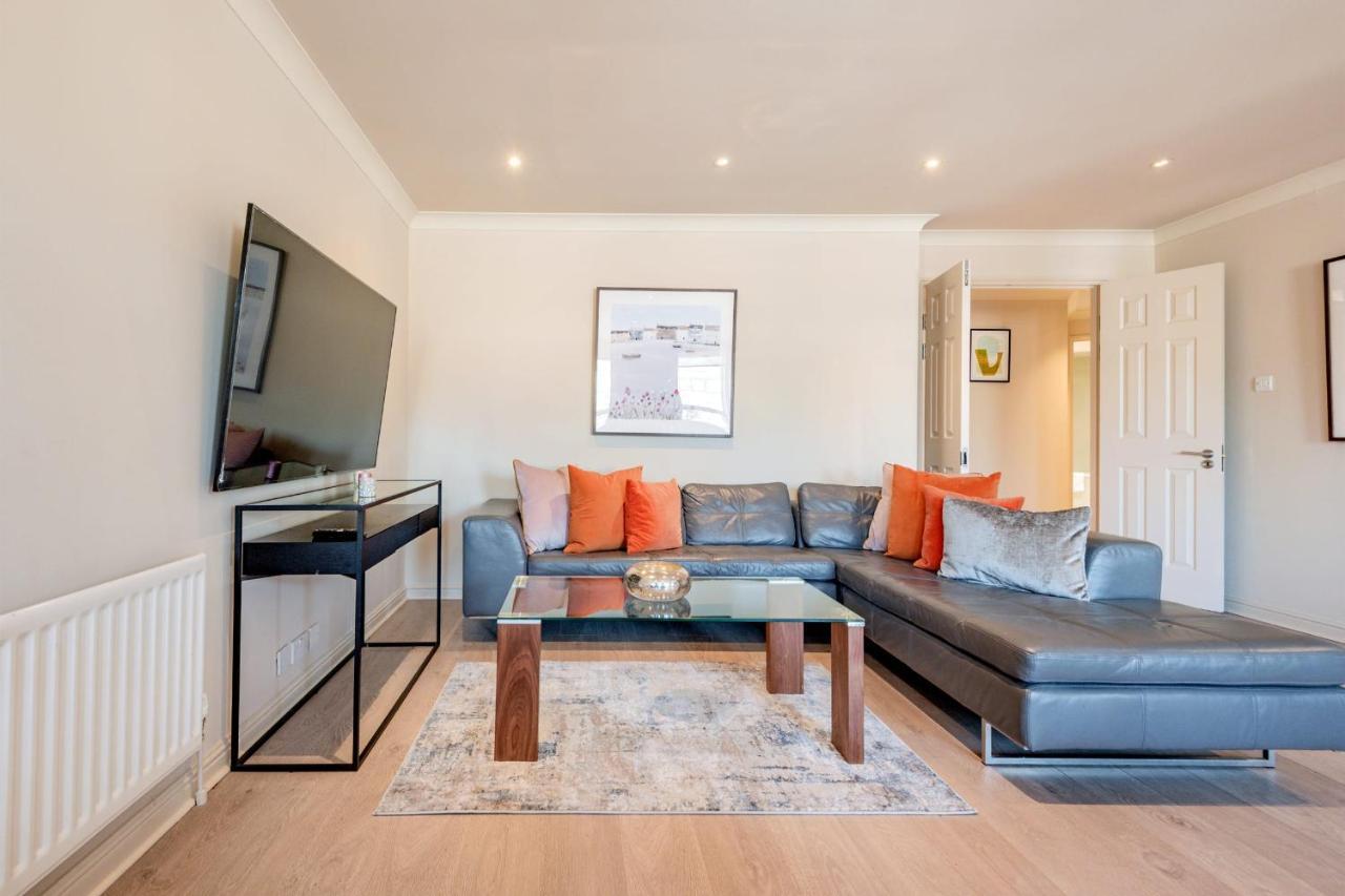 Stunning 3-Bedroom In The Heart Of London With Parking-Hosted By Sweetstay Buitenkant foto